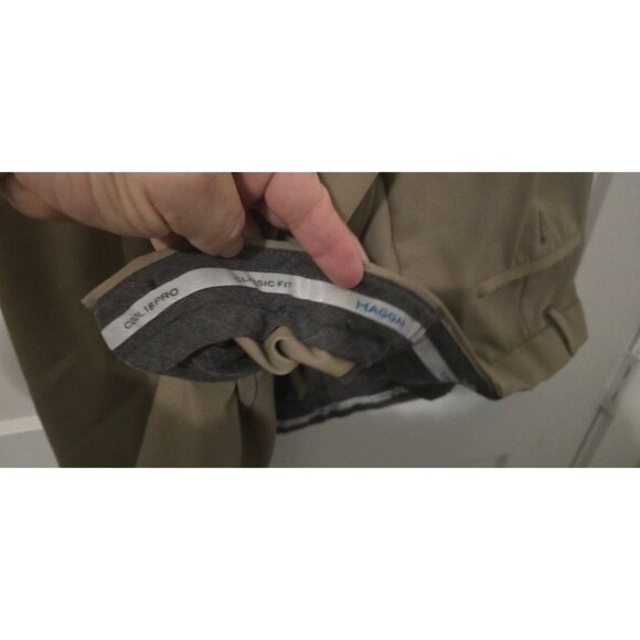 Haggar Classic fit cool18pro slacks khaki color expandable waist 40x30 - Picture 3 of 4